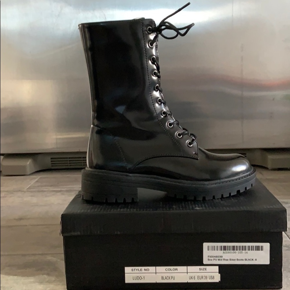 NEVER WORN!  Nasty Gal combat boot